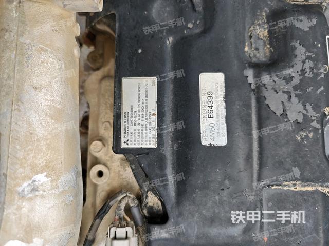 氣門室蓋螺絲特寫(上車部件) 氣門室蓋螺絲特寫(上車部件)