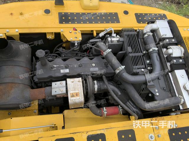 發(fā)動機室(上車部件) 發(fā)動機室(上車部件)