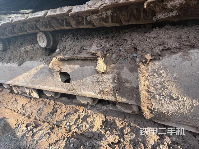 右驱动轮(行走机构) 右驱动轮(行走机构)