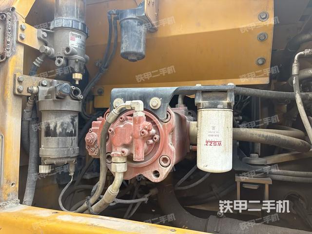 液壓泵室(大件艙室) 液壓泵室(大件艙室)