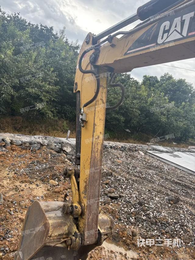 小臂整體右前（工作和回轉(zhuǎn)裝置）