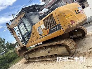 柳工CLG922E挖掘机实拍图片