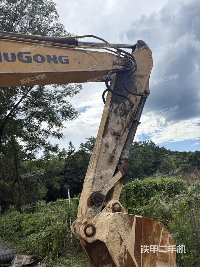 大臂整體?右側(cè)(工作和回轉(zhuǎn)裝置) 大臂整體?右側(cè)(工作和回轉(zhuǎn)裝置)