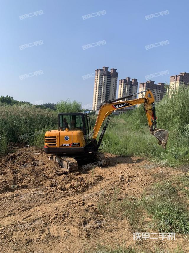 整机右后45°(整机外观) 整机右后45°(整机外观)