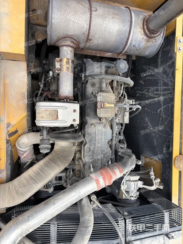 氣門室蓋螺絲特寫(上車部件) 氣門室蓋螺絲特寫(上車部件)