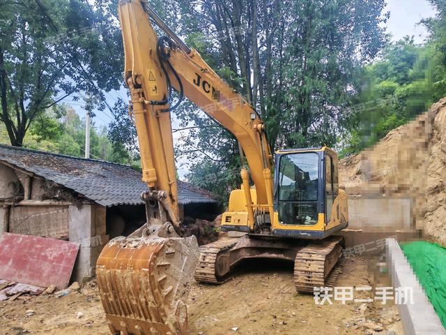 山重建机JCM913D挖掘机
