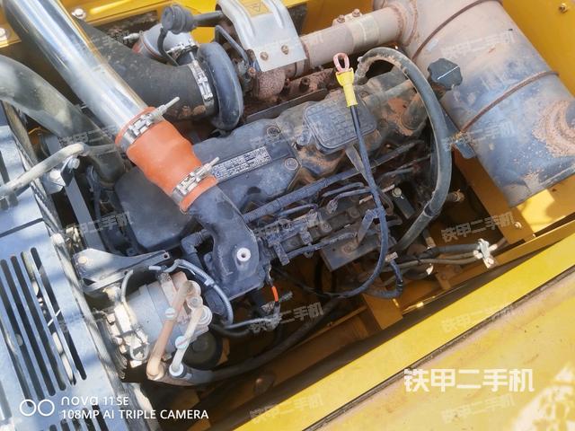 氣門室蓋螺絲特寫(上車部件) 氣門室蓋螺絲特寫(上車部件)