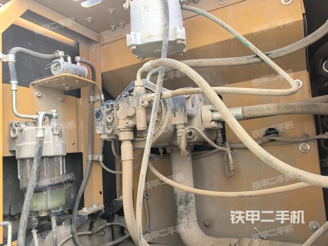 液壓泵室(大件艙室) 液壓泵室(大件艙室)