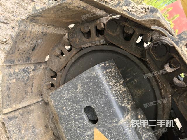 左驅(qū)動輪(行走機構(gòu)) 左驅(qū)動輪(行走機構(gòu))