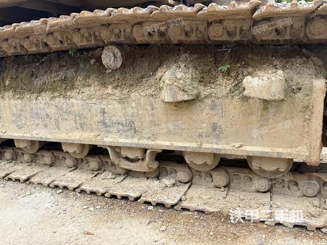 右驅(qū)動輪(行走機構(gòu)) 右驅(qū)動輪(行走機構(gòu))