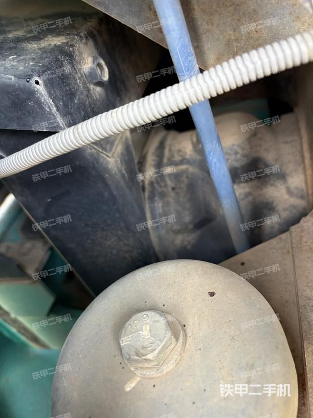 液壓泵室(大件艙室) 液壓泵室(大件艙室)