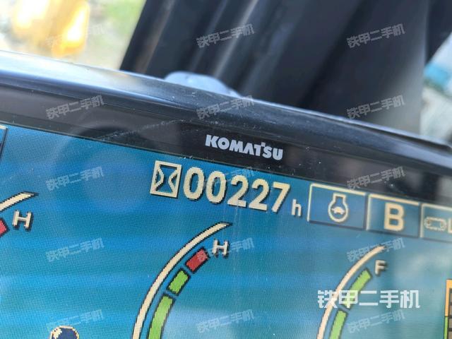 小時表(駕駛室部分) 小時表(駕駛室部分)