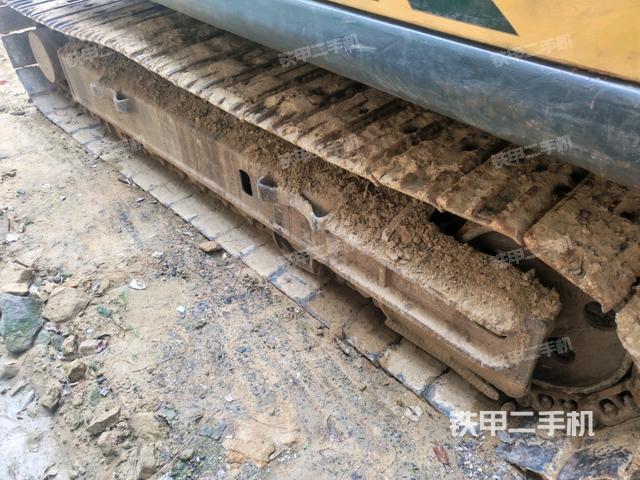 左側(cè)履帶整體?(行走機(jī)構(gòu)) 左側(cè)履帶整體?(行走機(jī)構(gòu))