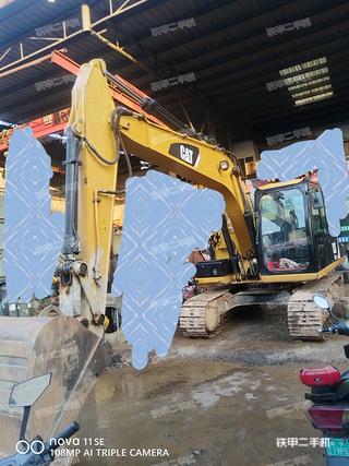 卡特彼勒CAT®313D2 GC 小型液压挖掘机实拍图片