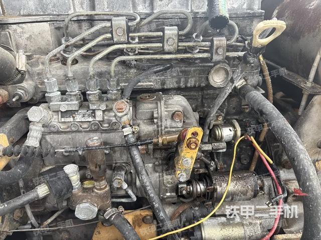 回轉(zhuǎn)馬達（上車部件）