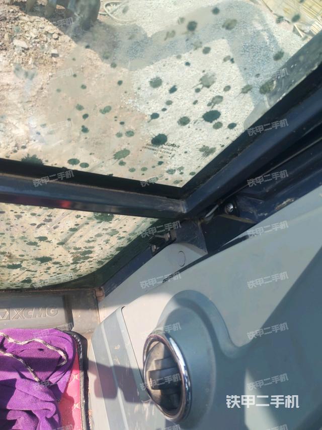 座椅后部(駕駛室部分) 座椅后部(駕駛室部分)