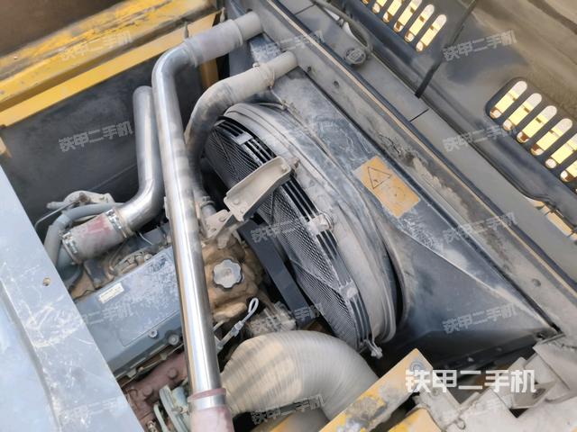 發(fā)動(dòng)機(jī)整體俯視(整機(jī)外觀) 發(fā)動(dòng)機(jī)整體俯視(整機(jī)外觀)