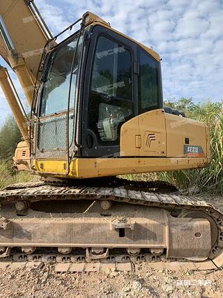 山推SE215-9挖掘机实拍图片