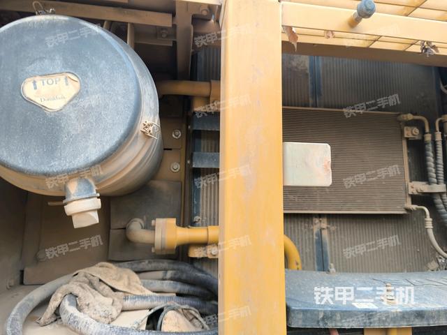 液压泵斜45 左（大件舱室）