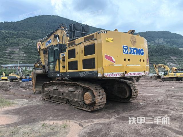 右后45(整機外觀) 右后45(整機外觀)