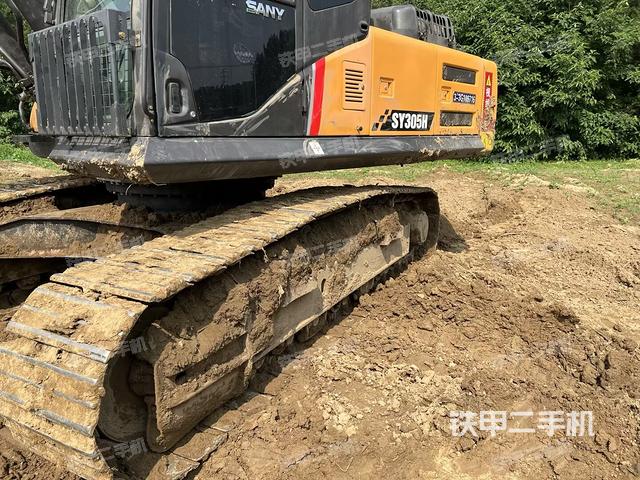 駕駛室頂部（整機(jī)外觀）