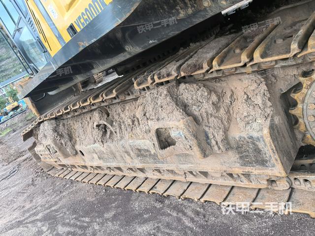 右侧履带整体（行走机构）