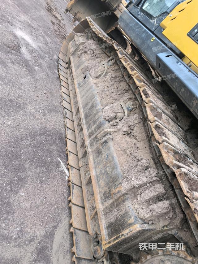 左侧履带整体 （行走机构）