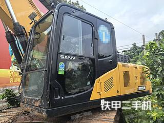 三一重工SY205C挖掘机实拍图片