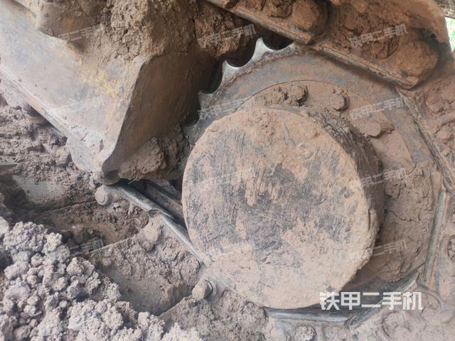 右驅(qū)動(dòng)輪(行走機(jī)構(gòu)) 右驅(qū)動(dòng)輪(行走機(jī)構(gòu))