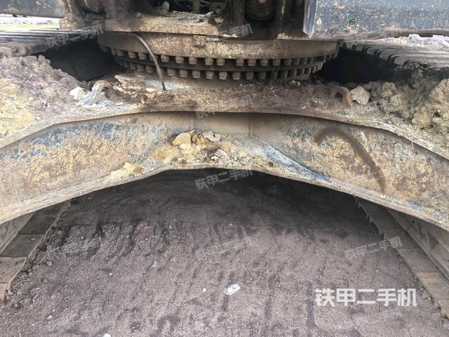 大臂根部 斜视（工作和回转装置）