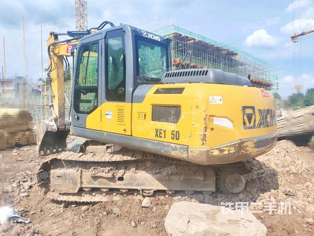 左后45(整機(jī)外觀) 左后45(整機(jī)外觀)