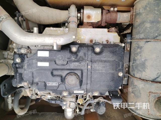 气门室盖螺丝特写(上车部件) 气门室盖螺丝特写(上车部件)