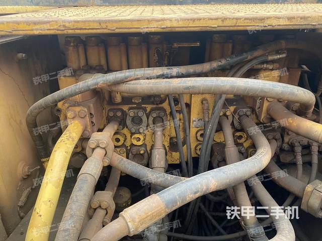 分配閥(上車(chē)部件) 分配閥(上車(chē)部件)