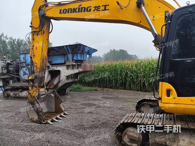 龍工LG6225E挖掘機(jī)