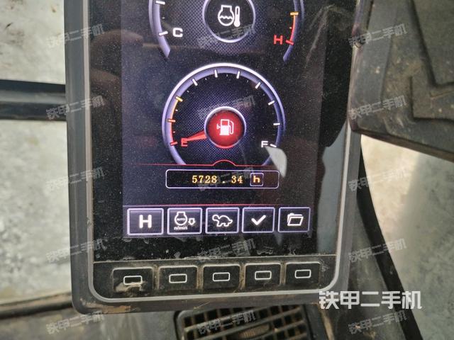 小时表(驾驶室部分) 小时表(驾驶室部分)