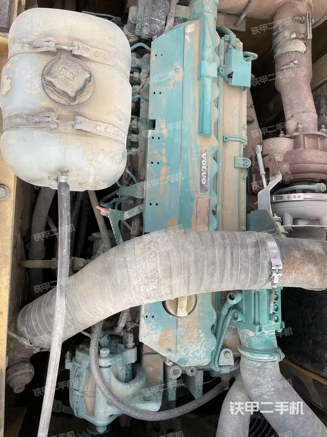 發(fā)動機整體俯視（整機外觀）