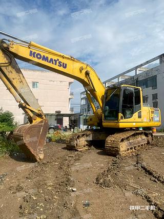 小松PC200-8M0挖掘机实拍图片