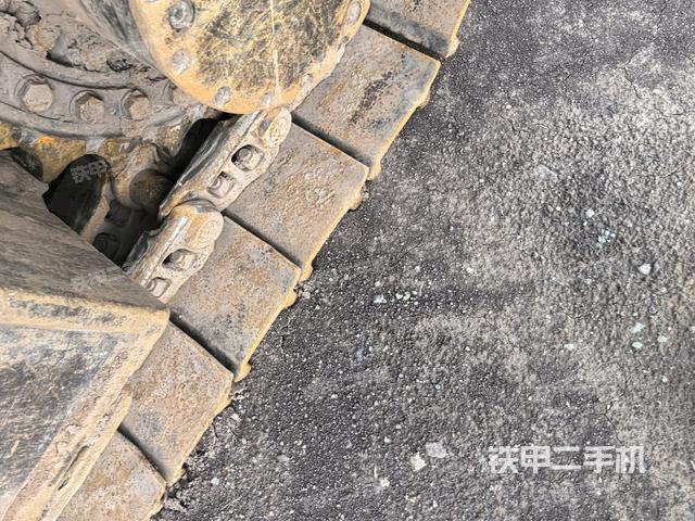 左侧履带整体 （行走机构）