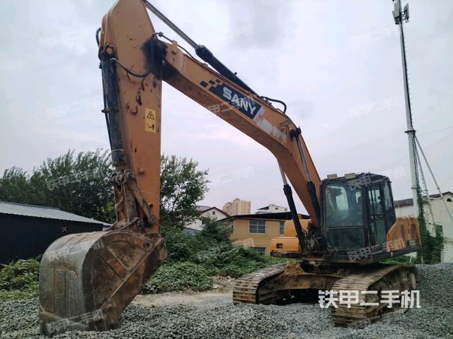 三一重工SY205C挖掘機