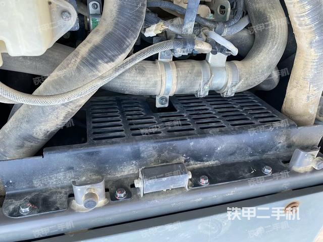 水箱+風(fēng)扇特寫(上車部件) 水箱+風(fēng)扇特寫(上車部件)