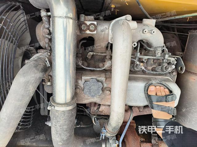 發(fā)動(dòng)機(jī)整體俯視(整機(jī)外觀) 發(fā)動(dòng)機(jī)整體俯視(整機(jī)外觀)