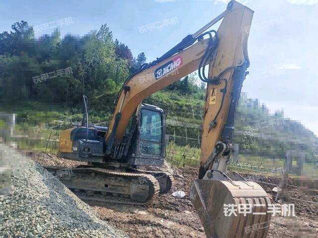 右前45(整機(jī)外觀) 右前45(整機(jī)外觀)