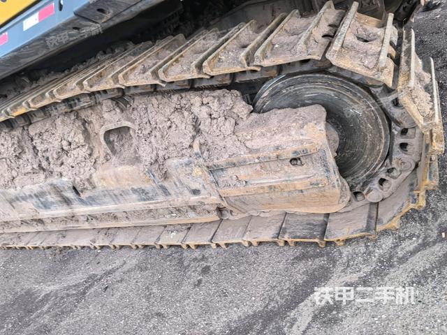 右侧行走马达盖板（行走机构）