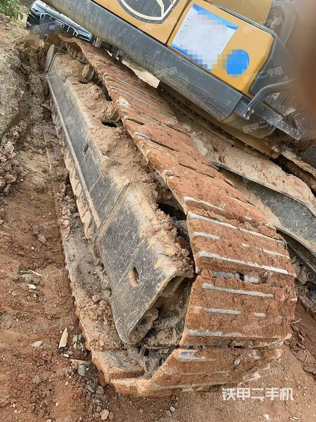 单侧履带整体（整机外观）