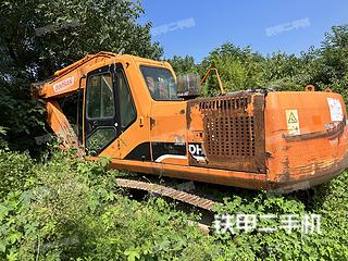 斗山DH220LC-7挖掘机实拍图片