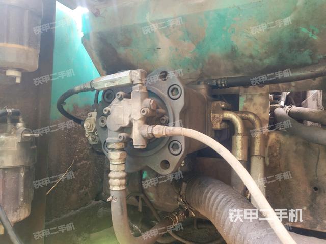 液壓泵斜45?左(大件艙室) 液壓泵斜45?左(大件艙室)