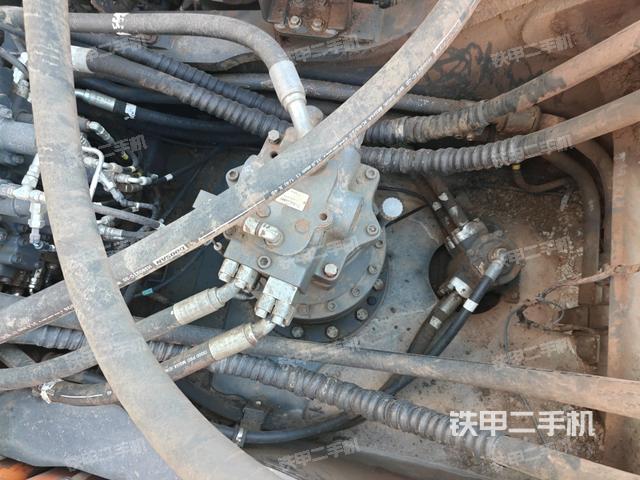 增壓器特寫(xiě)(上車(chē)部件) 增壓器特寫(xiě)(上車(chē)部件)