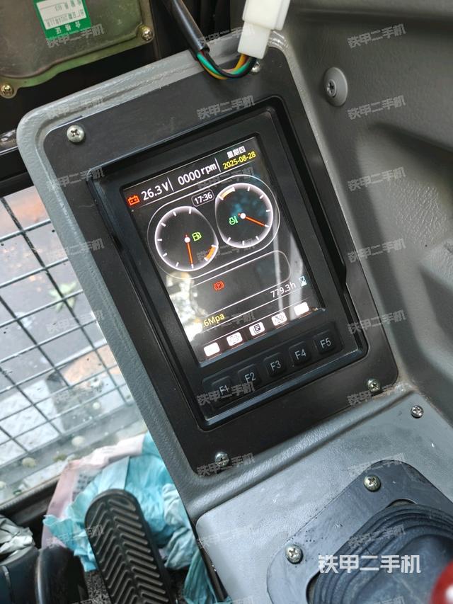 显示屏 （驾驶室部分）