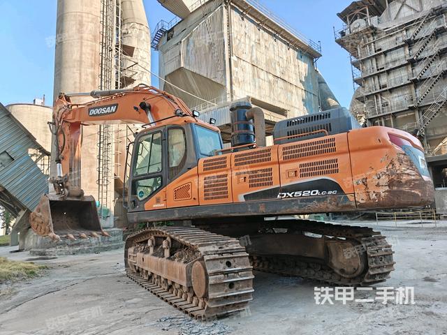 左后45(整機(jī)外觀) 左后45(整機(jī)外觀)