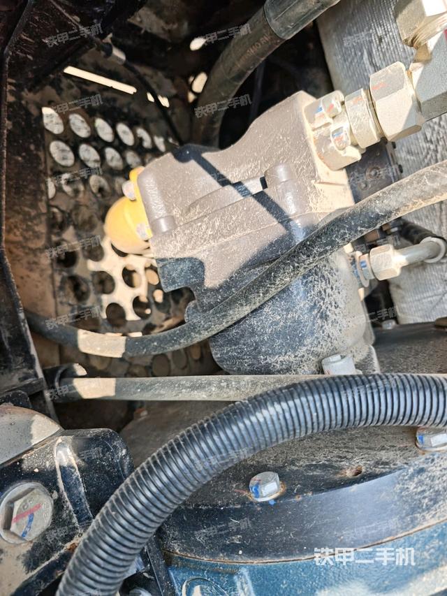 液压泵室（大件舱室）